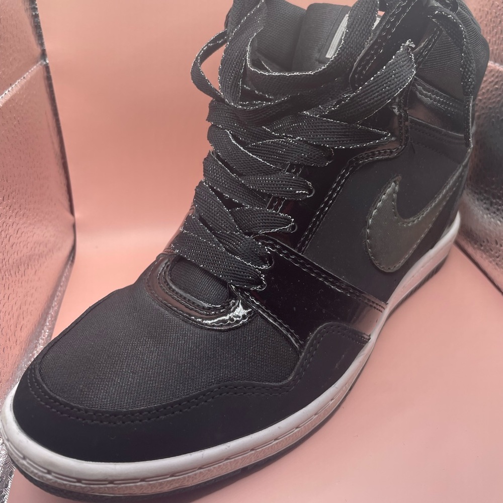 Womens wedge Nike forces